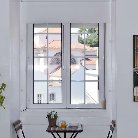 Family Apartment By The River Lisbon Exterior photo